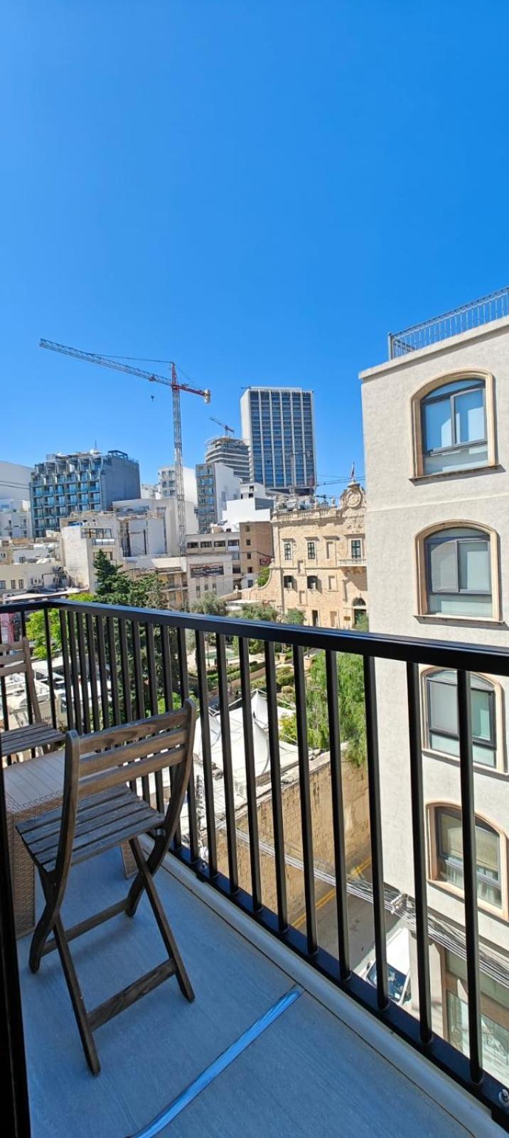 Luxury Garden View At Spinola Bay St Julians Lejlighed Saint Julian's Eksteriør billede
